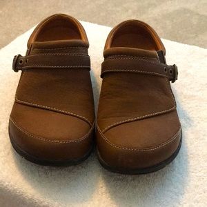 MERRELL SELECT FRESH SLIPS-ON